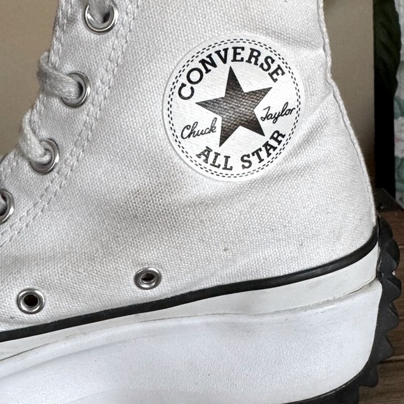 Converse Run Star Hike Hi Top Platform Sneaker - White / Black / Gum  Size 7.5 - Picture 11 of 16